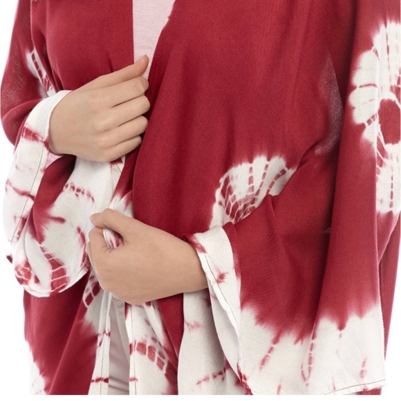 TRUE CRAFT Tie Dye Ruana - Picture 4 of 5